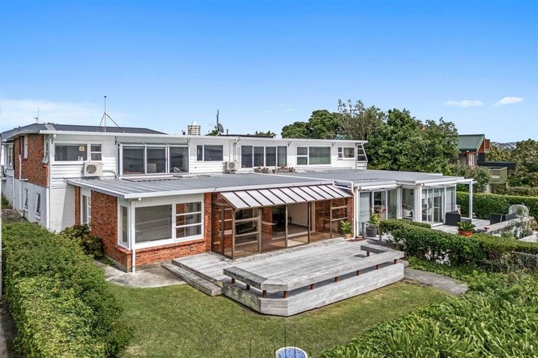 Photo of property in 35 Kitchener Road, Takapuna, Auckland, 0622