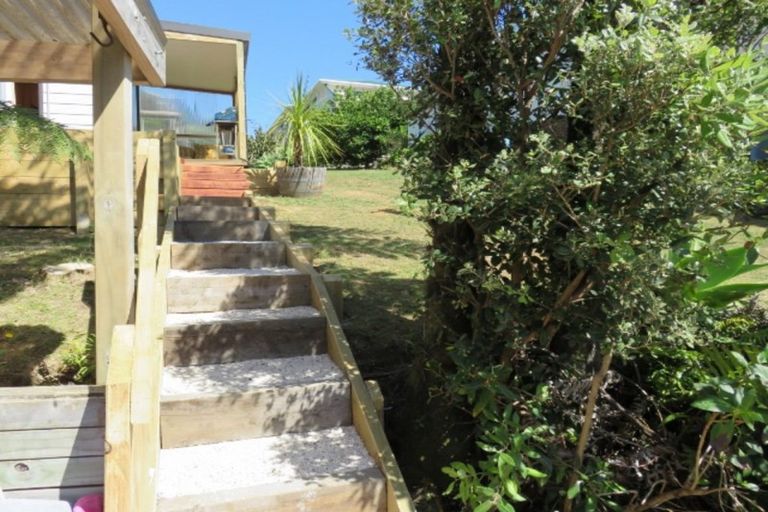 Photo of property in 212 Russell Bruce Place, Onemana, Whangamata, 3691