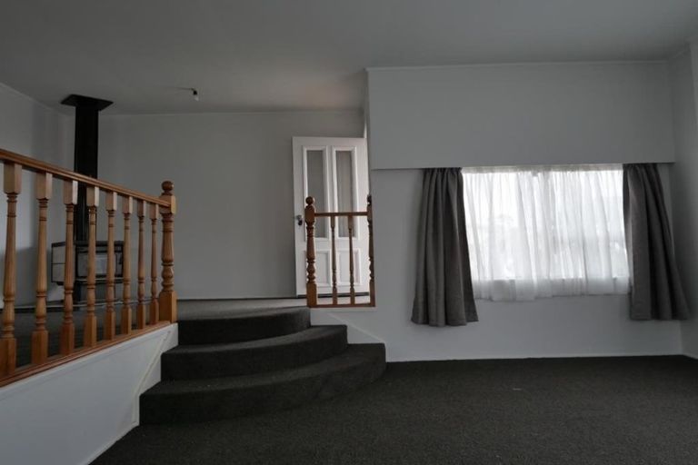 Photo of property in 31 Racecourse Road, Waiuku, 2123