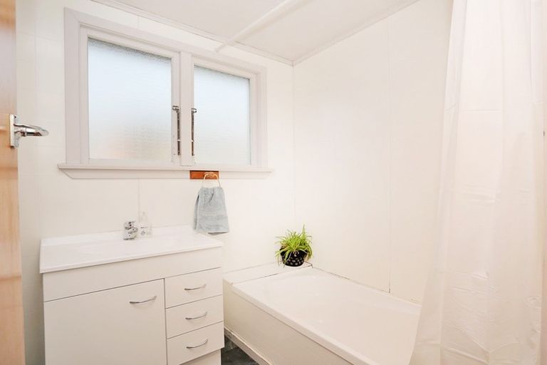 Photo of property in 61 Anglem Street, Hawthorndale, Invercargill, 9810