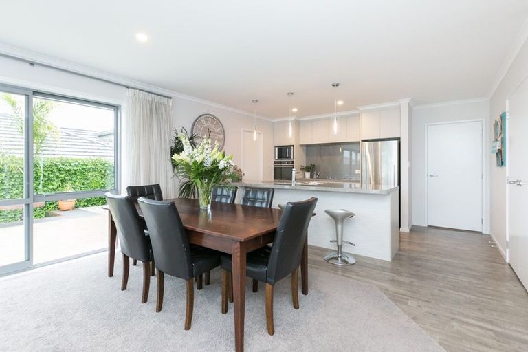 Photo of property in 19 Percy Berry Place, Havelock North, 4130
