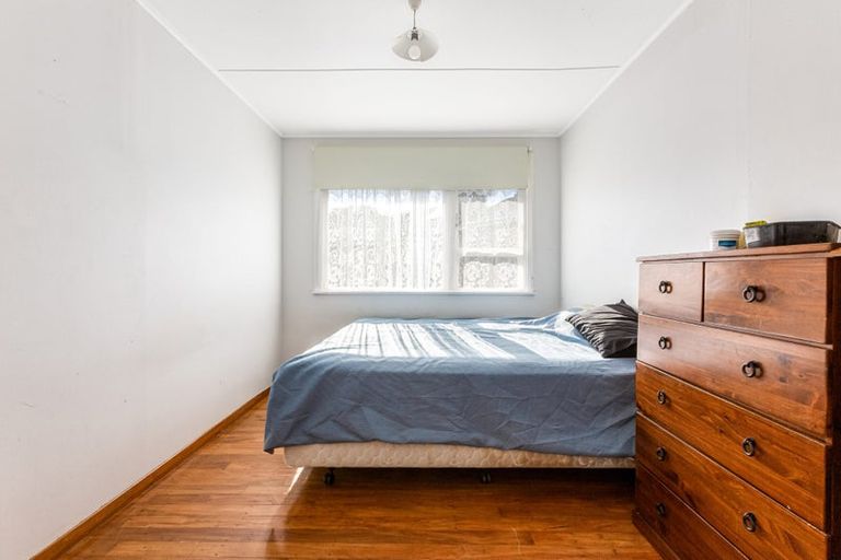 Photo of property in 28 Durham Street, Cannons Creek, Porirua, 5024