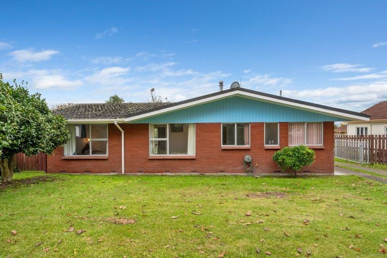 Photo of property in 61 Queen Street, Te Puke, 3119
