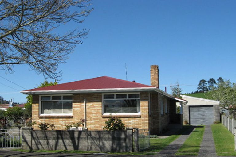 Photo of property in 11 Mary Street, Huntly, 3700