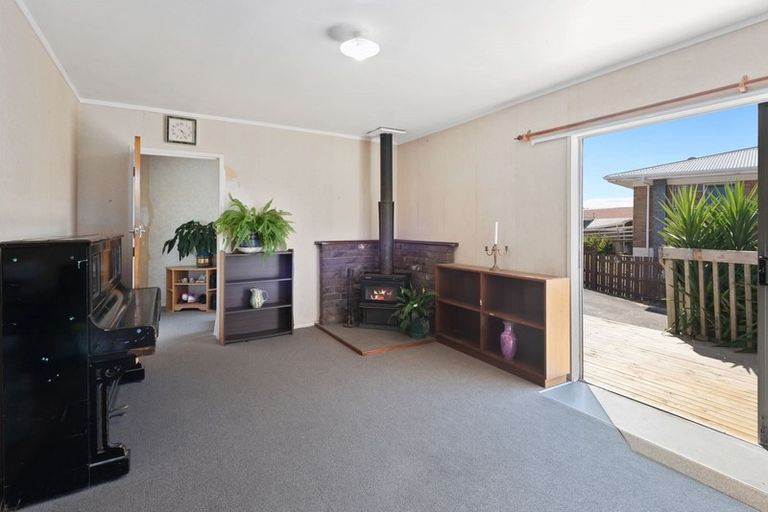 Photo of property in 15 Clotworthy Crescent, Onerahi, Whangarei, 0110