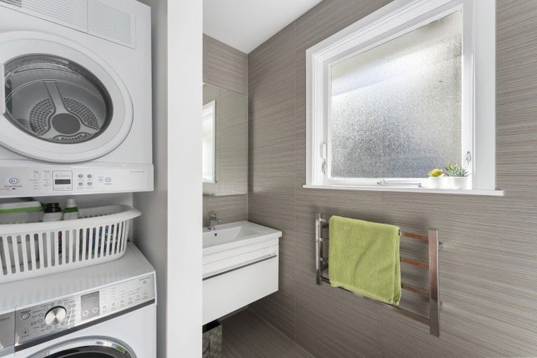 Photo of property in 135 Orangi Kaupapa Road, Northland, Wellington, 6012