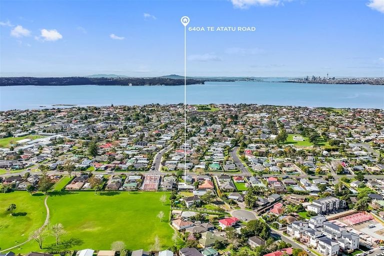 Photo of property in 640a Te Atatu Road, Te Atatu Peninsula, Auckland, 0610