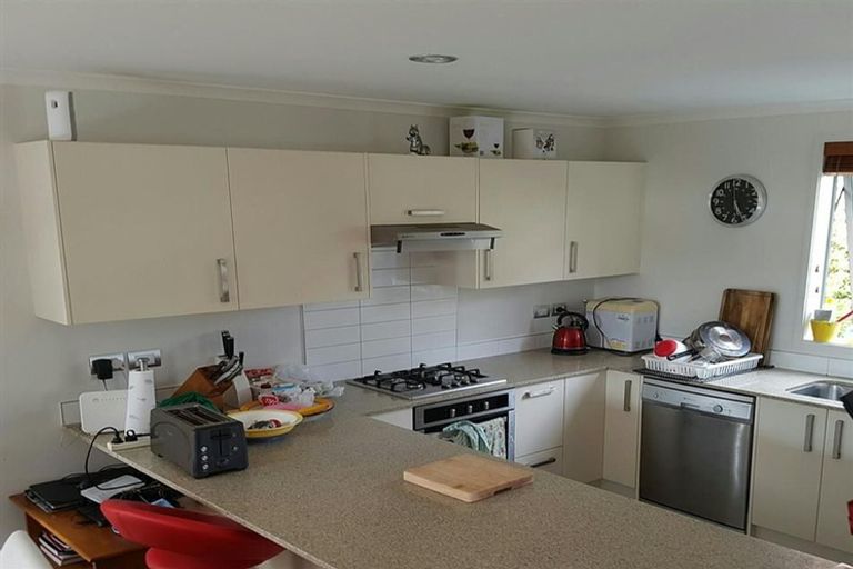 Photo of property in 75b Fields Parade, Oteha, Auckland, 0632