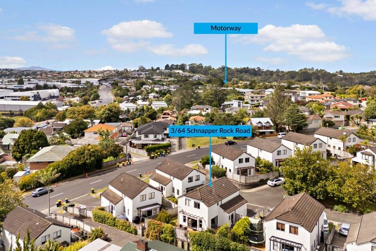 Photo of property in 3/64 Schnapper Rock Road, Schnapper Rock, Auckland, 0632