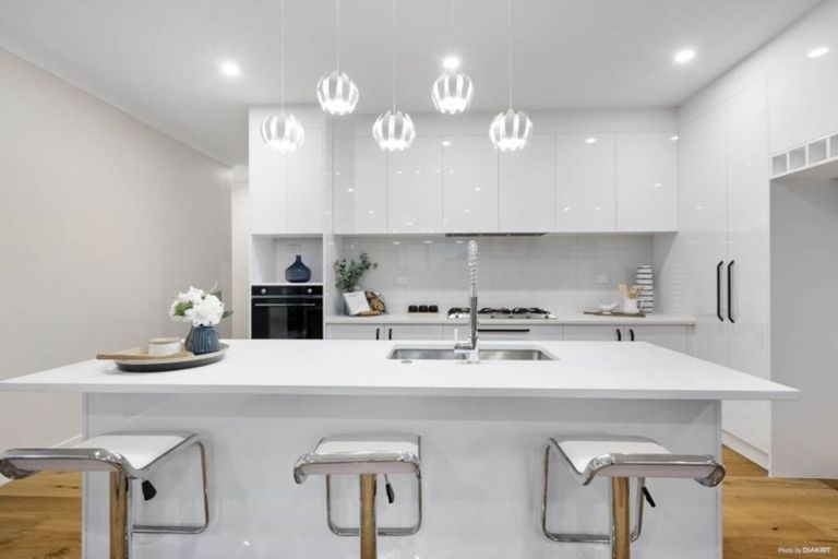 Photo of property in 44 Cooladawson Drive, Flat Bush, Auckland, 2019