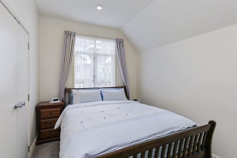 Photo of property in 38 Pipitea Street, Thorndon, Wellington, 6011