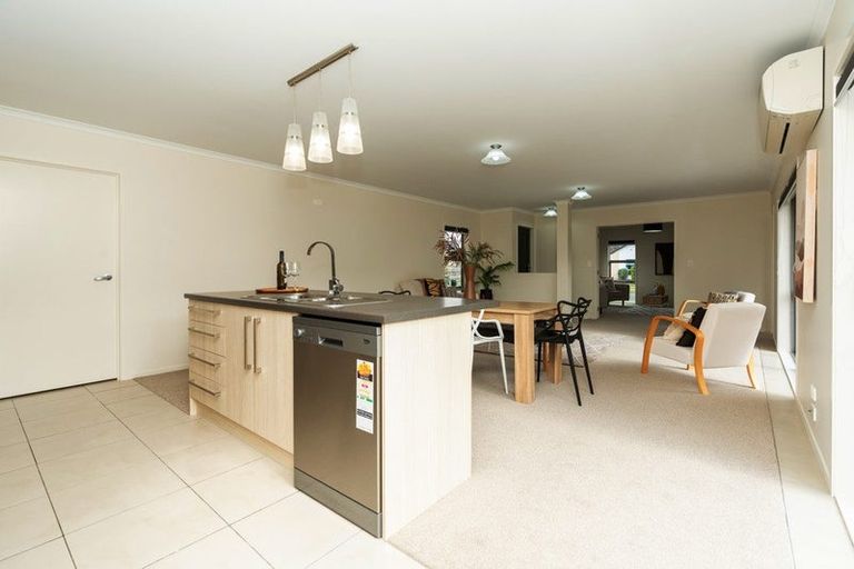 Photo of property in 8 Arista Way, Rototuna North, Hamilton, 3210