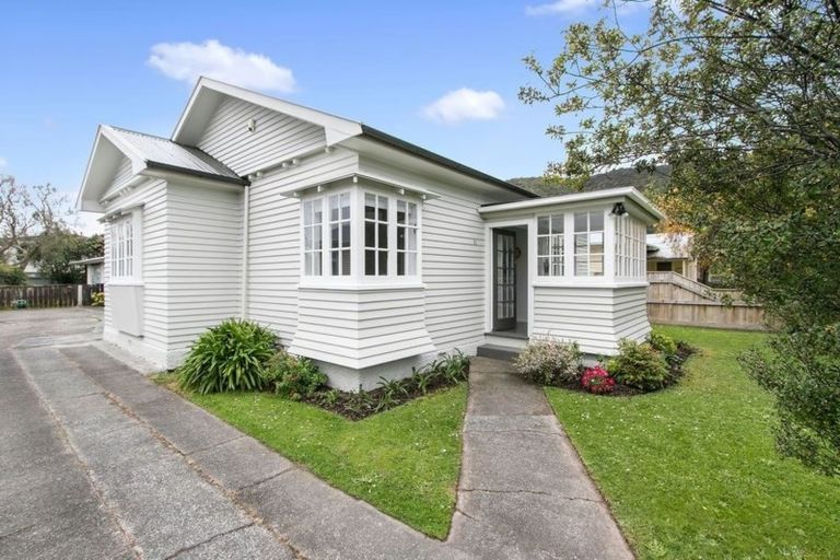 Photo of property in 31 Burnside Street, Waterloo, Lower Hutt, 5011