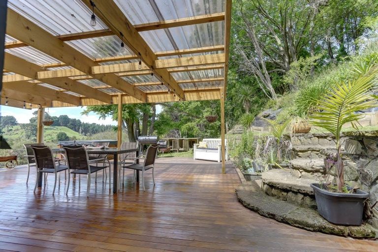 Photo of property in 235 No 2 Line, Okoia, Whanganui, 4572
