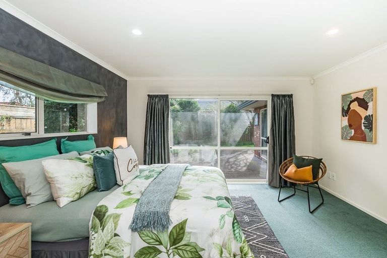 Photo of property in 122 Guildford Drive, Paraparaumu Beach, Paraparaumu, 5032