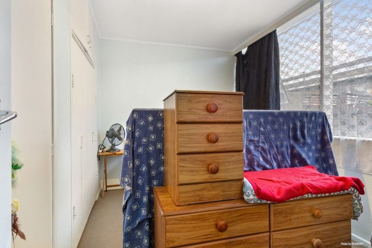 Photo of property in 2/86 Portage Road, New Lynn, Auckland, 0600