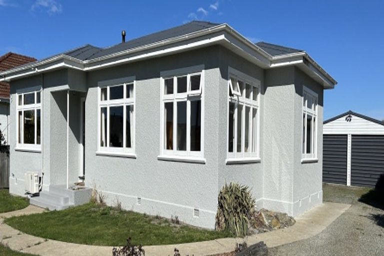 Photo of property in 11 Sandringham Street, Oamaru North, Oamaru, 9400