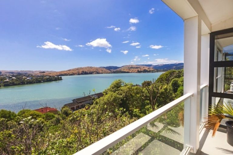 Photo of property in 42 Leeward Drive, Whitby, Porirua, 5024