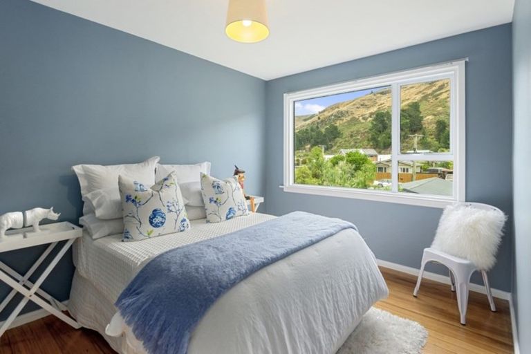 Photo of property in 18 Arnold Street, Sumner, Christchurch, 8081