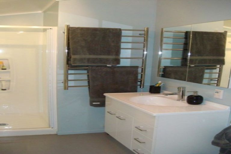 Photo of property in 199u9 Grant Road, Thorndon, Wellington, 6011