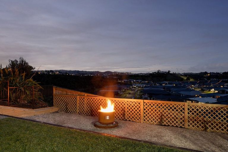 Photo of property in 10 Kissling Terrace, Pyes Pa, Tauranga, 3112