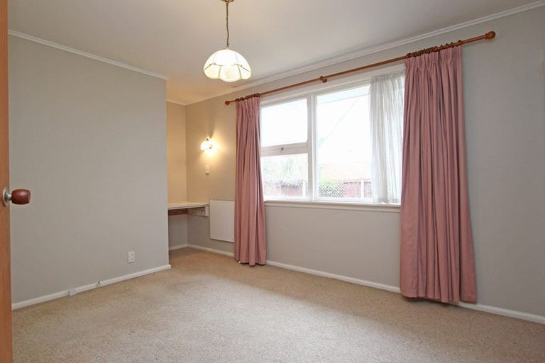 Photo of property in 65 Parkstone Avenue, Ilam, Christchurch, 8041