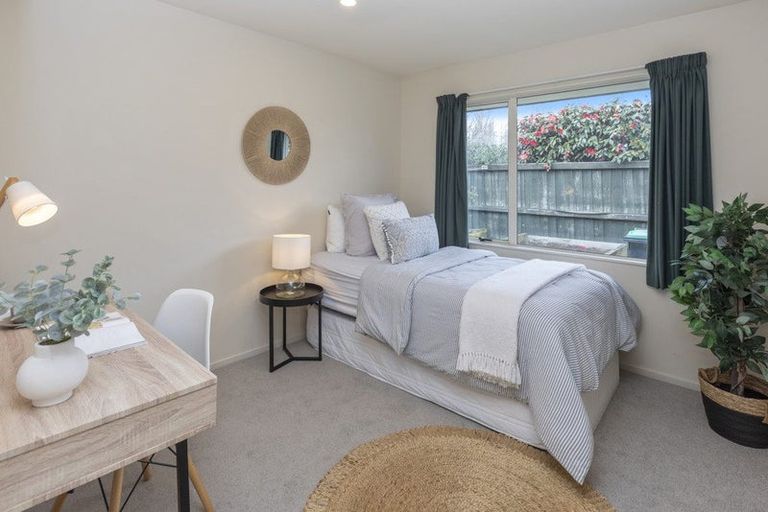 Photo of property in 23 Anglem Way, Northwood, Christchurch, 8051