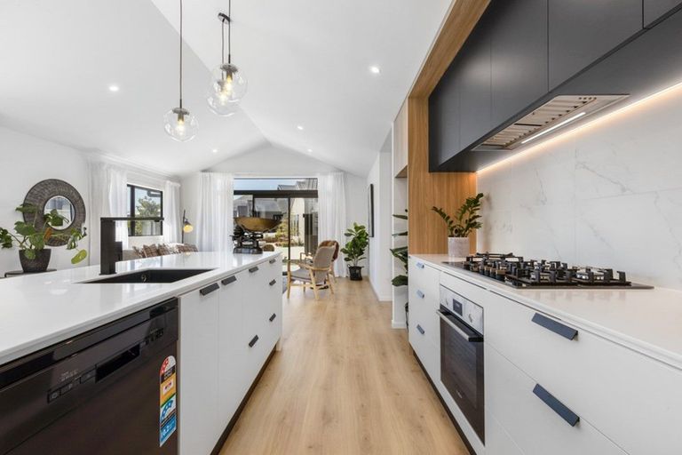 Photo of property in 82 Muster Road, Jacks Point, 9371