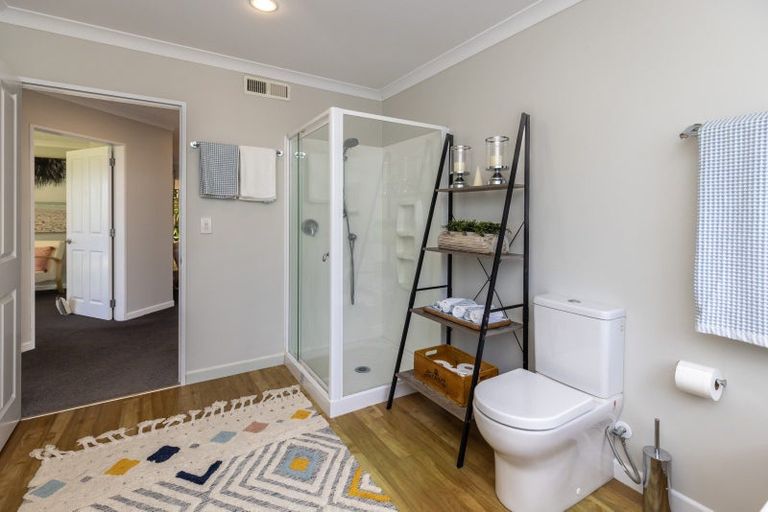 Photo of property in 56 Kakariki Grove, Waikanae, 5036