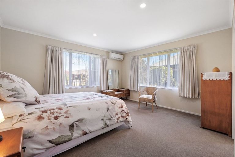 Photo of property in 70 Northwood Boulevard, Northwood, Christchurch, 8051