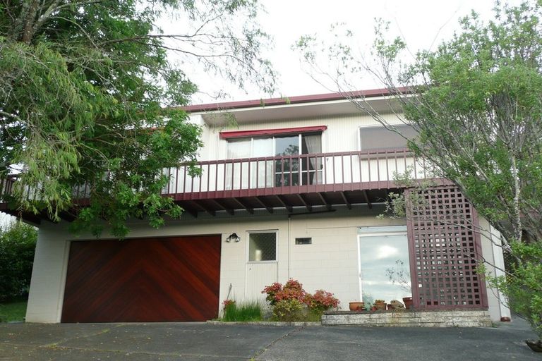 Photo of property in 57 Merriefield Avenue, Forrest Hill, Auckland, 0620