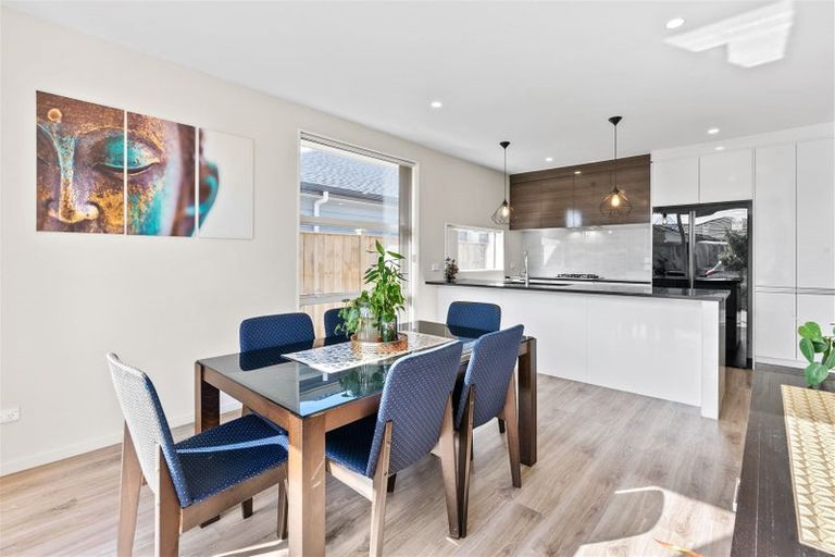 Photo of property in 9 Toropapa Close, Takanini, 2110