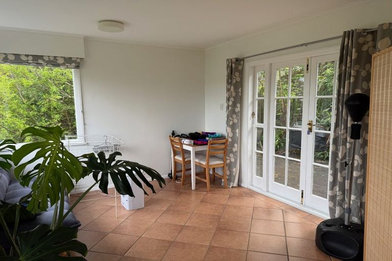 Photo of property in 152 Helston Road, Paparangi, Wellington, 6037