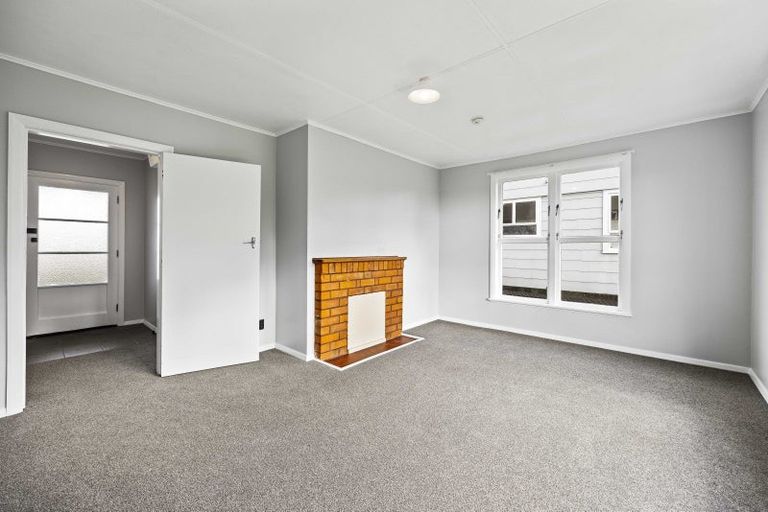 Photo of property in 14 Ajax Street, Stratford, 4332