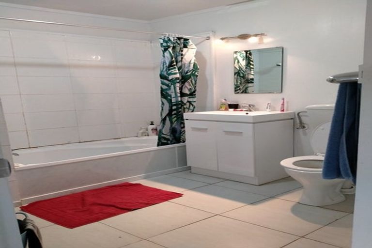 Photo of property in 10a Clinton Way, Kingston, Wellington, 6021