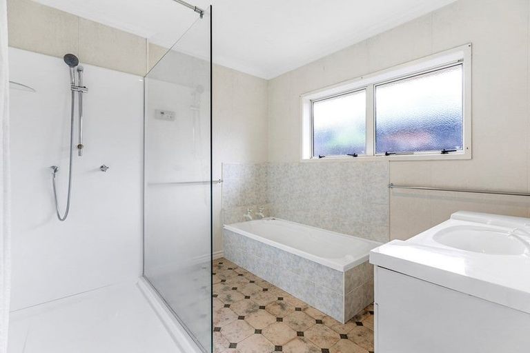 Photo of property in 5 Radisich Place, Mount Maunganui, 3116
