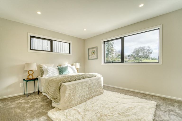 Photo of property in 4 Lawson Creek Street, Massey, Auckland, 0614