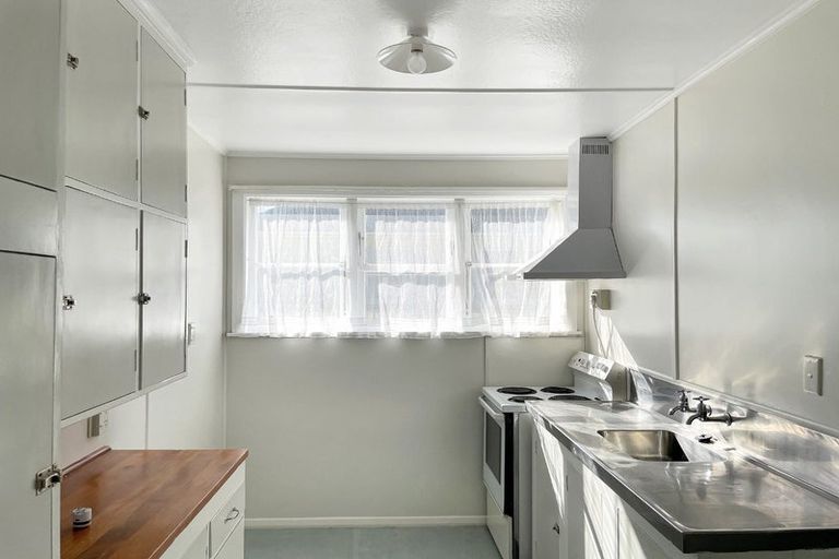 Photo of property in 37 Fisk Street, Naenae, Lower Hutt, 5011