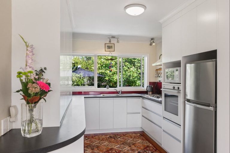 Photo of property in 79 Kawiu Road, Levin, 5510