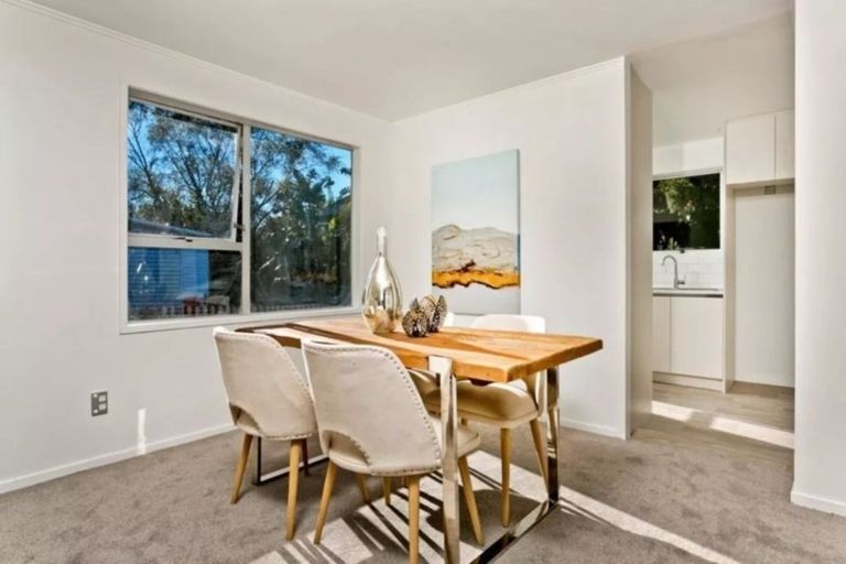 Photo of property in 15 Jayne Place, Torbay, Auckland, 0630