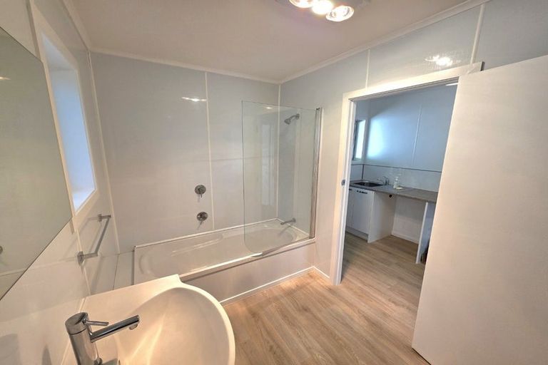 Photo of property in 10a Turi Street, Welbourn, New Plymouth, 4312