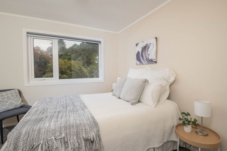 Photo of property in 42 Postgate Drive, Whitby, Porirua, 5024