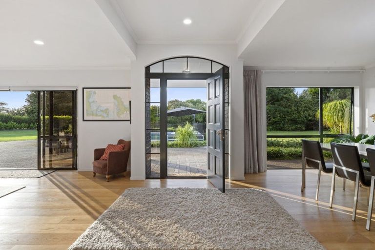 Photo of property in 180 Mcnicol Road, Clevedon, Papakura, 2585
