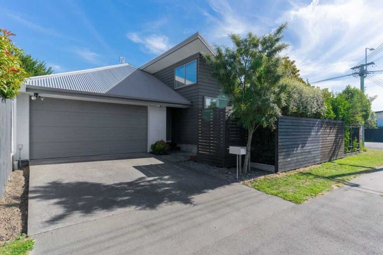 Photo of property in 70 Canon Street, St Albans, Christchurch, 8014