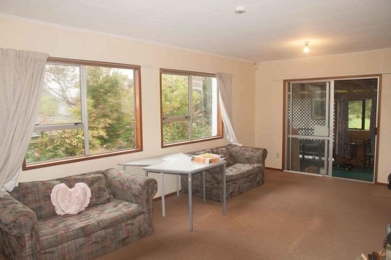 Photo of property in 42 Fruitvale Road, New Lynn, Auckland, 0600