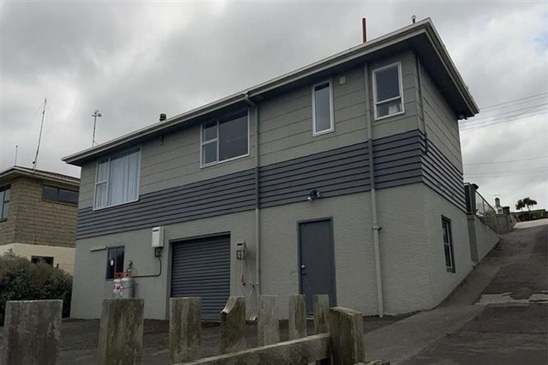 Photo of property in 10 Lowestoft Street, Balclutha, 9230