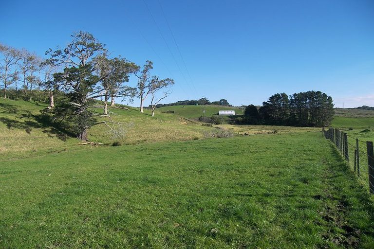 Photo of property in 26 Zefiro Drive, Massey, Auckland, 0614