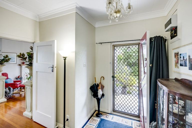 Photo of property in 2/8 Sanders Avenue, Marewa, Napier, 4110