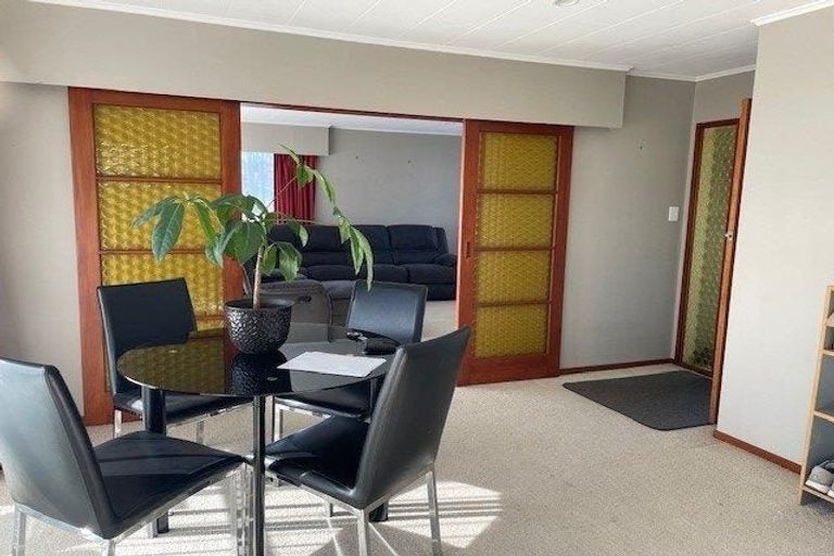 Photo of property in 15a Murphy Road, Taradale, Napier, 4112