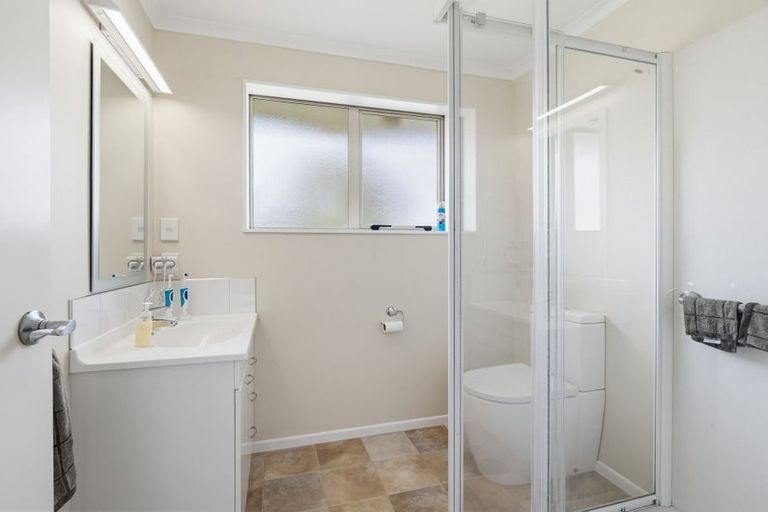 Photo of property in 4 Brooklyn Heights Drive, Kelvin Grove, Palmerston North, 4414